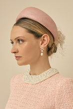 Load image into Gallery viewer, Embellished Pearl Bead Collarette Pink