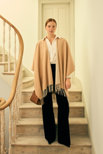 Load image into Gallery viewer, Cashmere and Virgin Wool Fringed Poncho