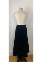 Load image into Gallery viewer, Riding skirt Black Mid Length ARCHIVE SALE