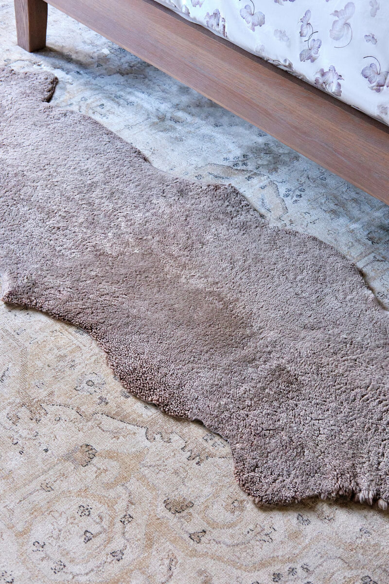 Load image into Gallery viewer, Sheepskin Swedish Taupe Runner Rug