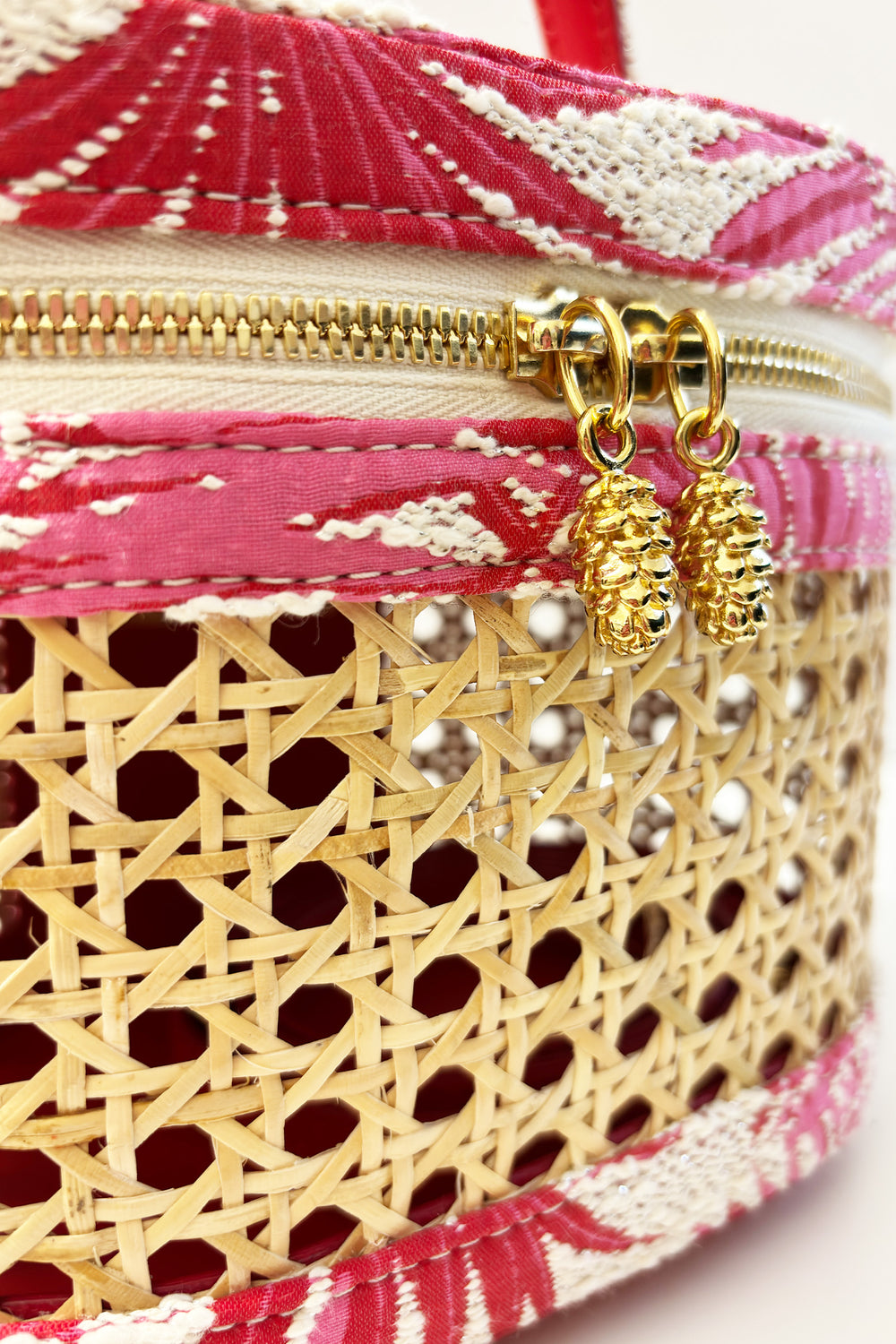 Load image into Gallery viewer, Victoria Box Bag  x Tyler Ellis