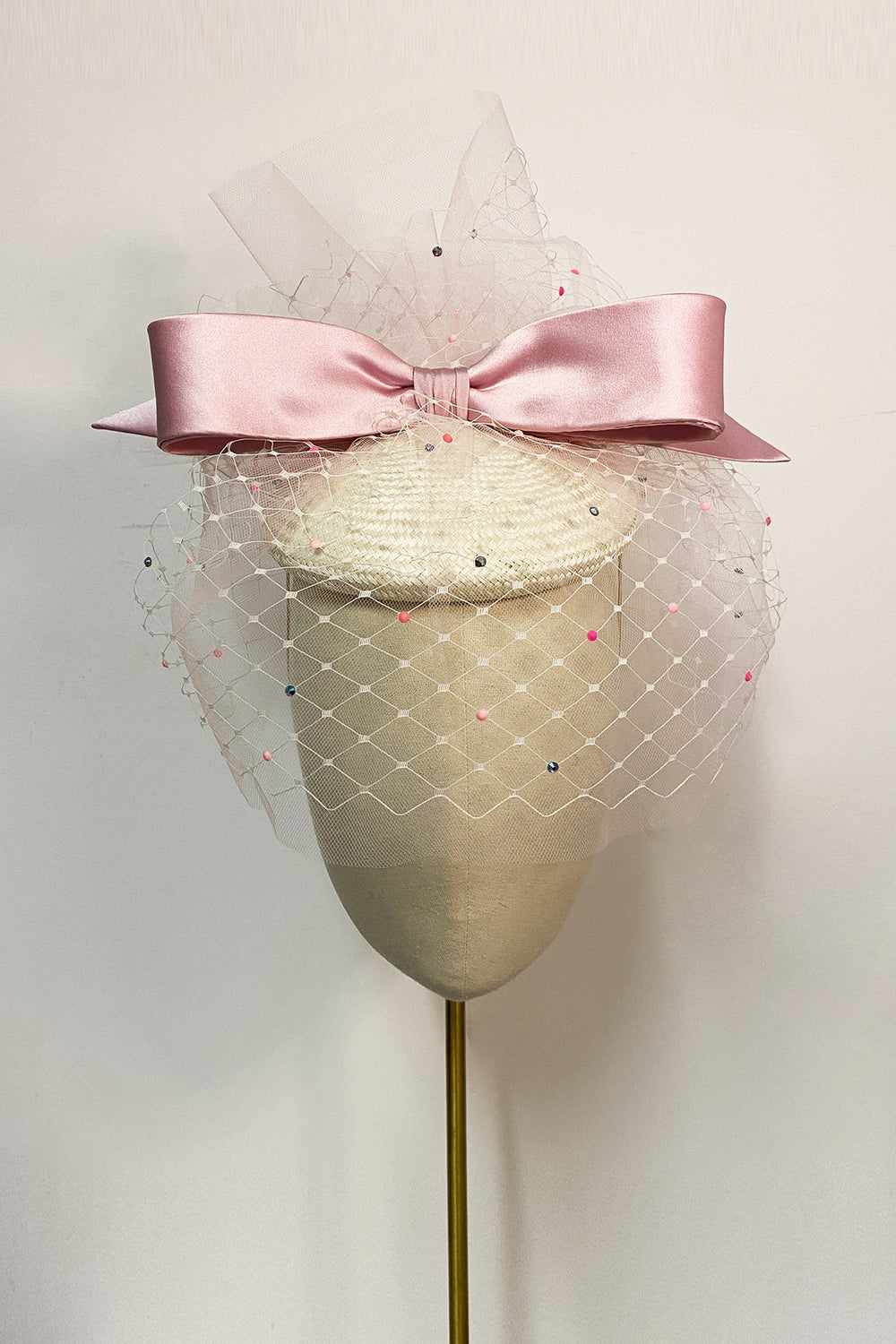 Load image into Gallery viewer, Bunty Veiled Straw Button Hat with Bow x Awon Golding