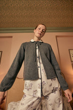 Load image into Gallery viewer, Fine Lambswool and Cashmere Cardigan Grey