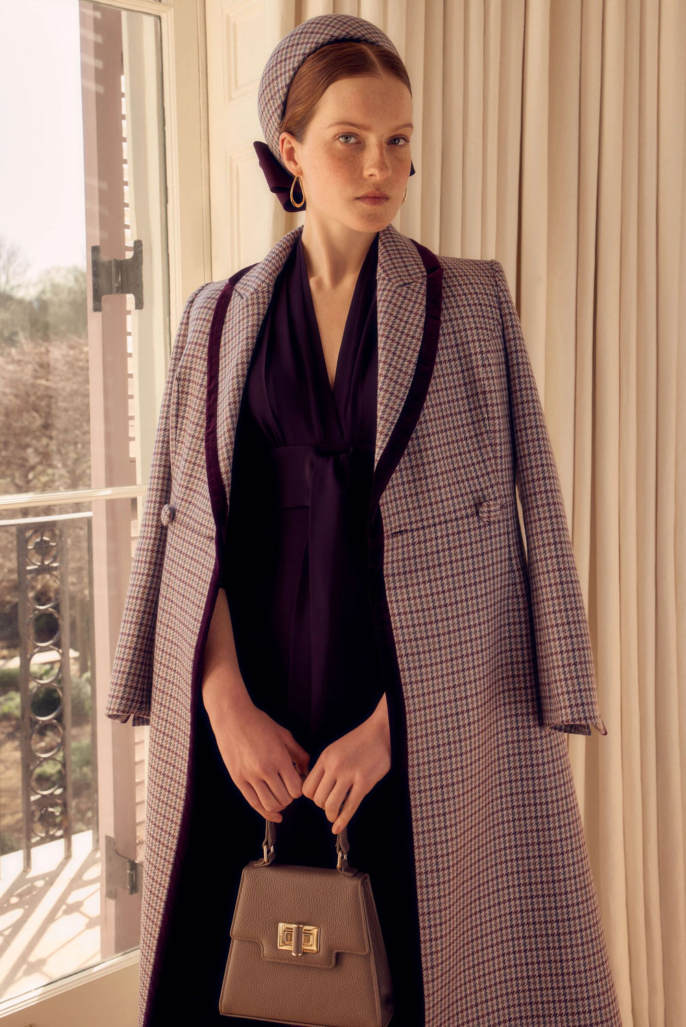 Load image into Gallery viewer, Carlisle Checked Houndstooth Tweed Coat