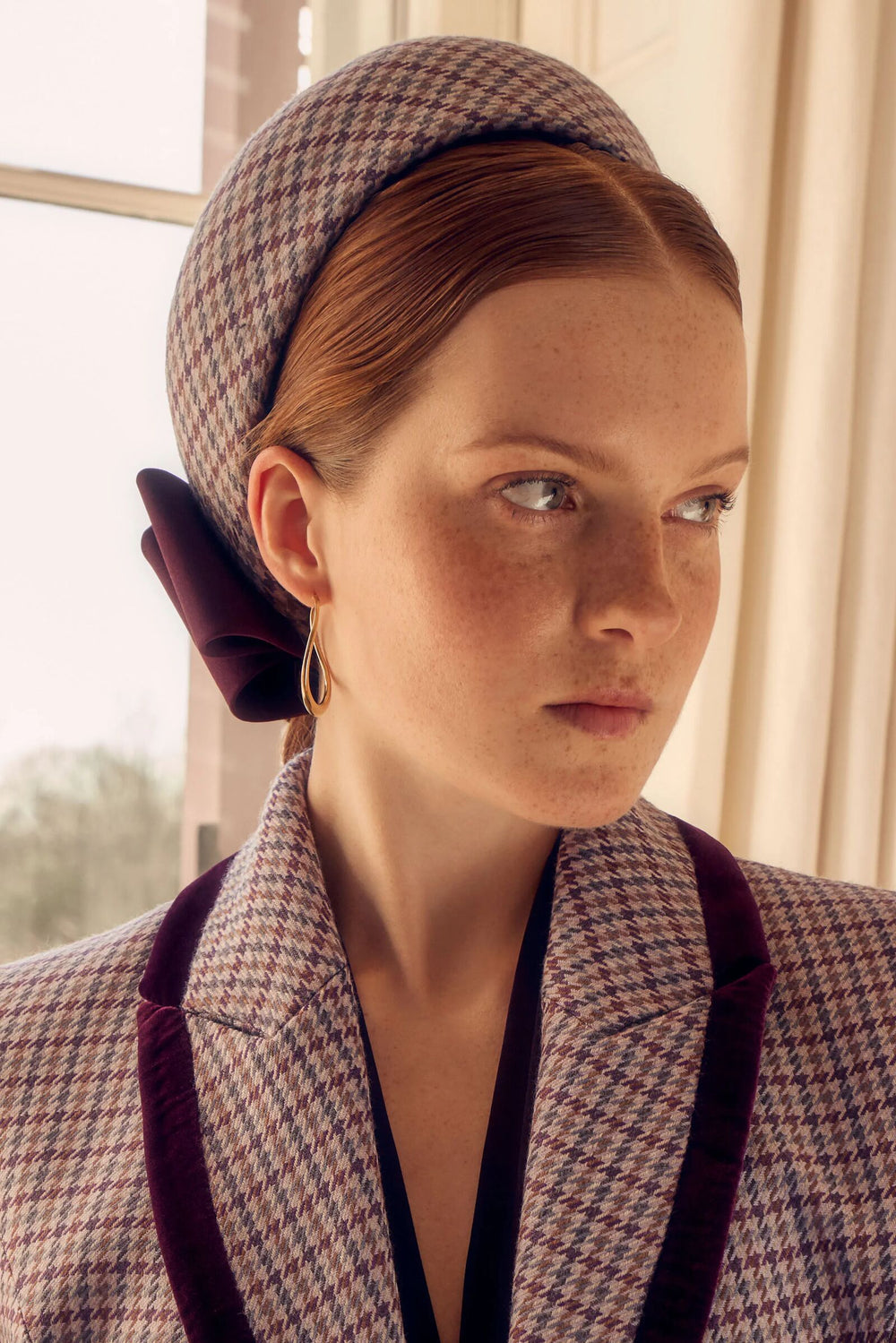 Load image into Gallery viewer, Houndstooth Tweed Checked Millinery Halo x Jane Taylor