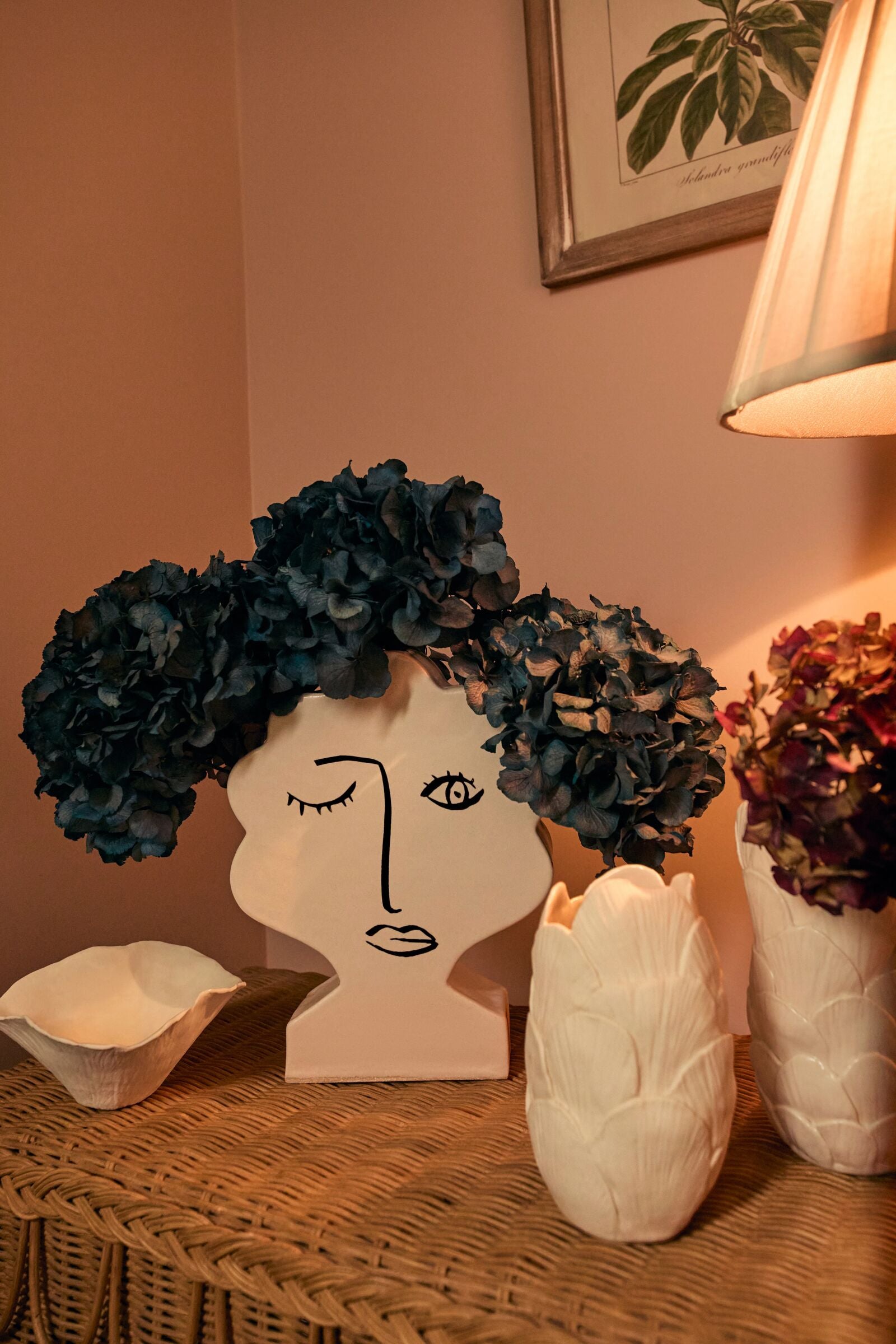 Mademoiselle Tulipiere vase x Emma Glipa