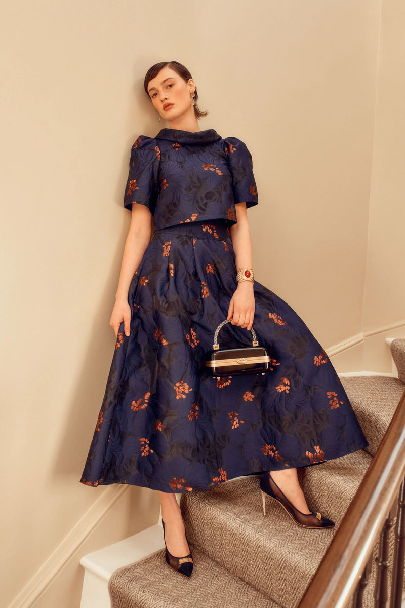 Load image into Gallery viewer, Clara Top Navy Floral Fil Coupé