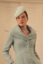 Load image into Gallery viewer, Silk Percher Duck Egg