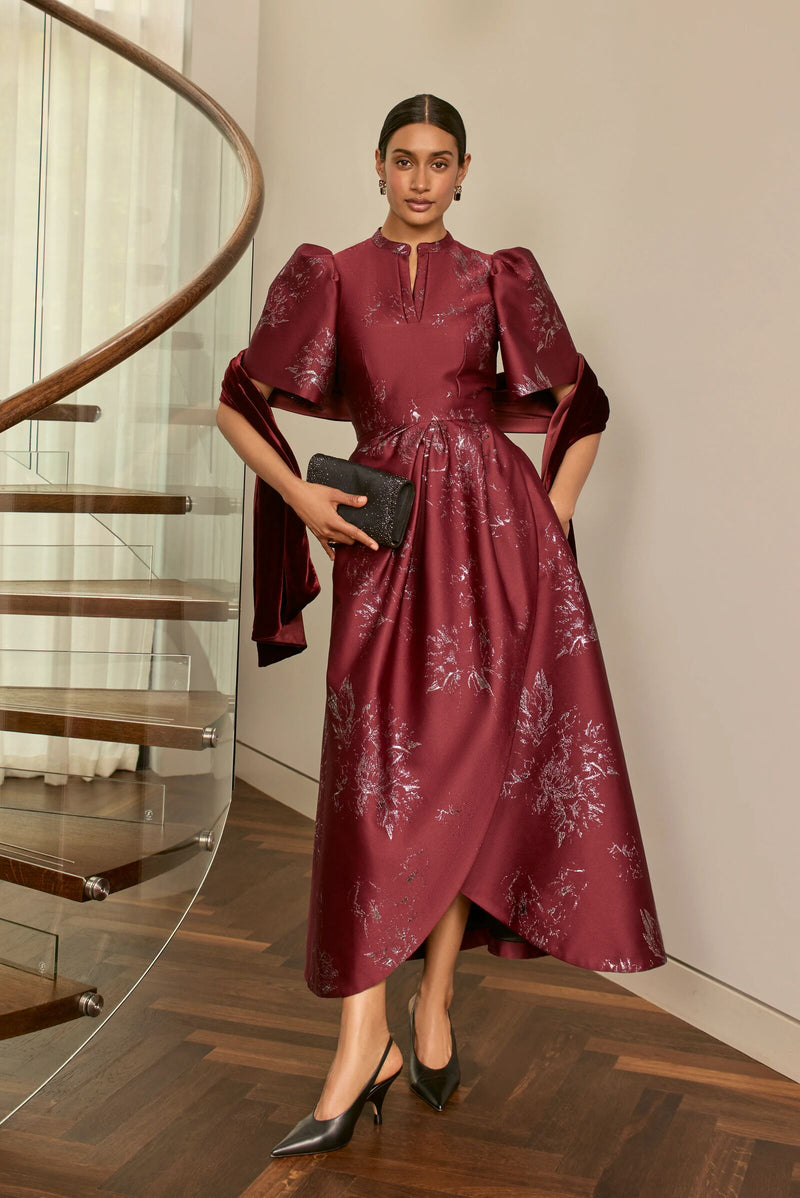 Load image into Gallery viewer, Velvet and Silk Wrap Merlot