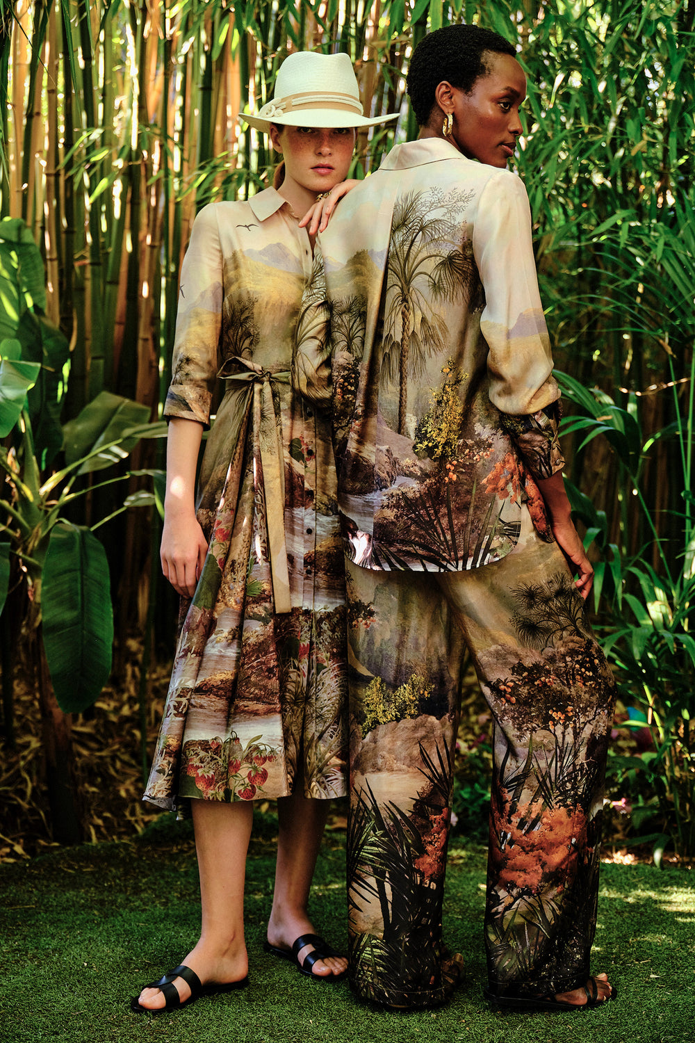 Load image into Gallery viewer, Dolce Vita Silk Twill Trousers