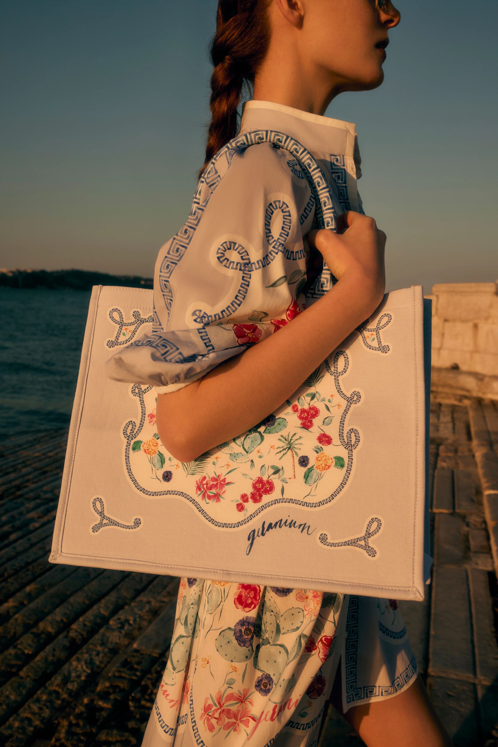 Summer Tote Bag Greek Geraniums