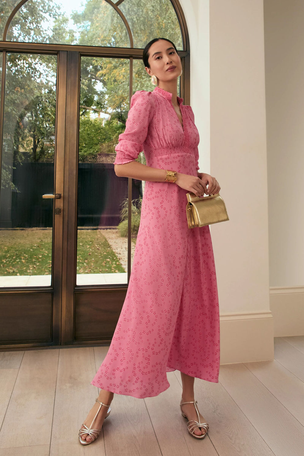 Load image into Gallery viewer, Elyse Silk Tea Dress Trailing Stars Raspberry