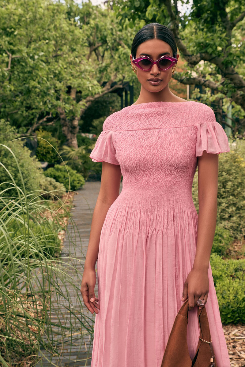 Load image into Gallery viewer, Formentera Plissé Cotton Silk Dress Raspberry