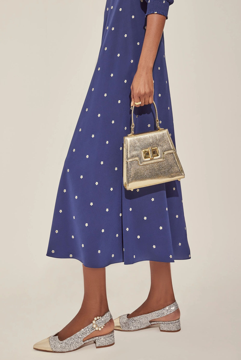 Load image into Gallery viewer, Gabriella Tea Dress Navy Pearl Daisy Dot