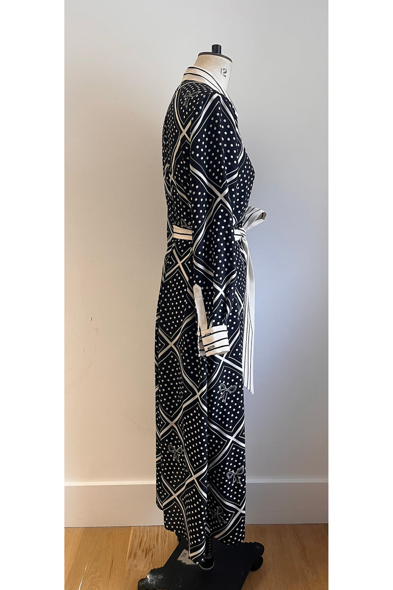 Load image into Gallery viewer, Bows Silk Shirt Dress