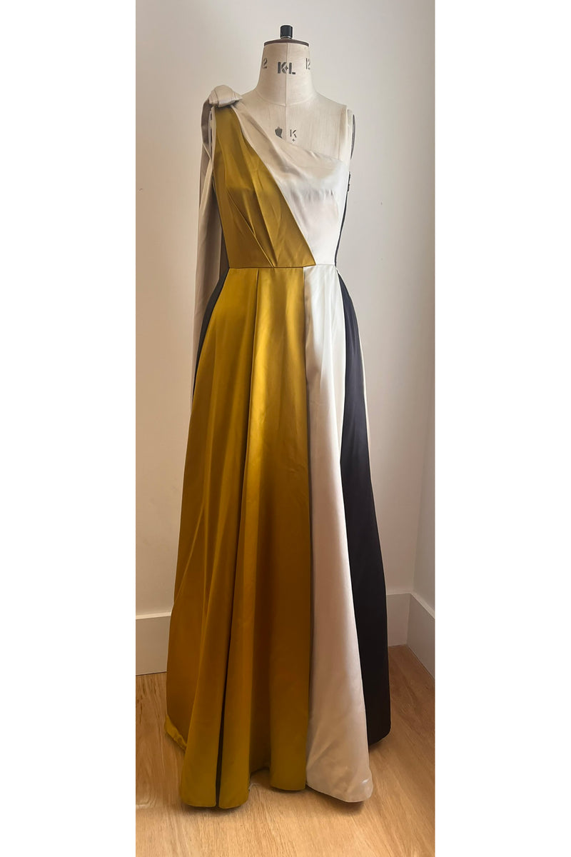Load image into Gallery viewer, Avie Gown ARCHIVE SALE