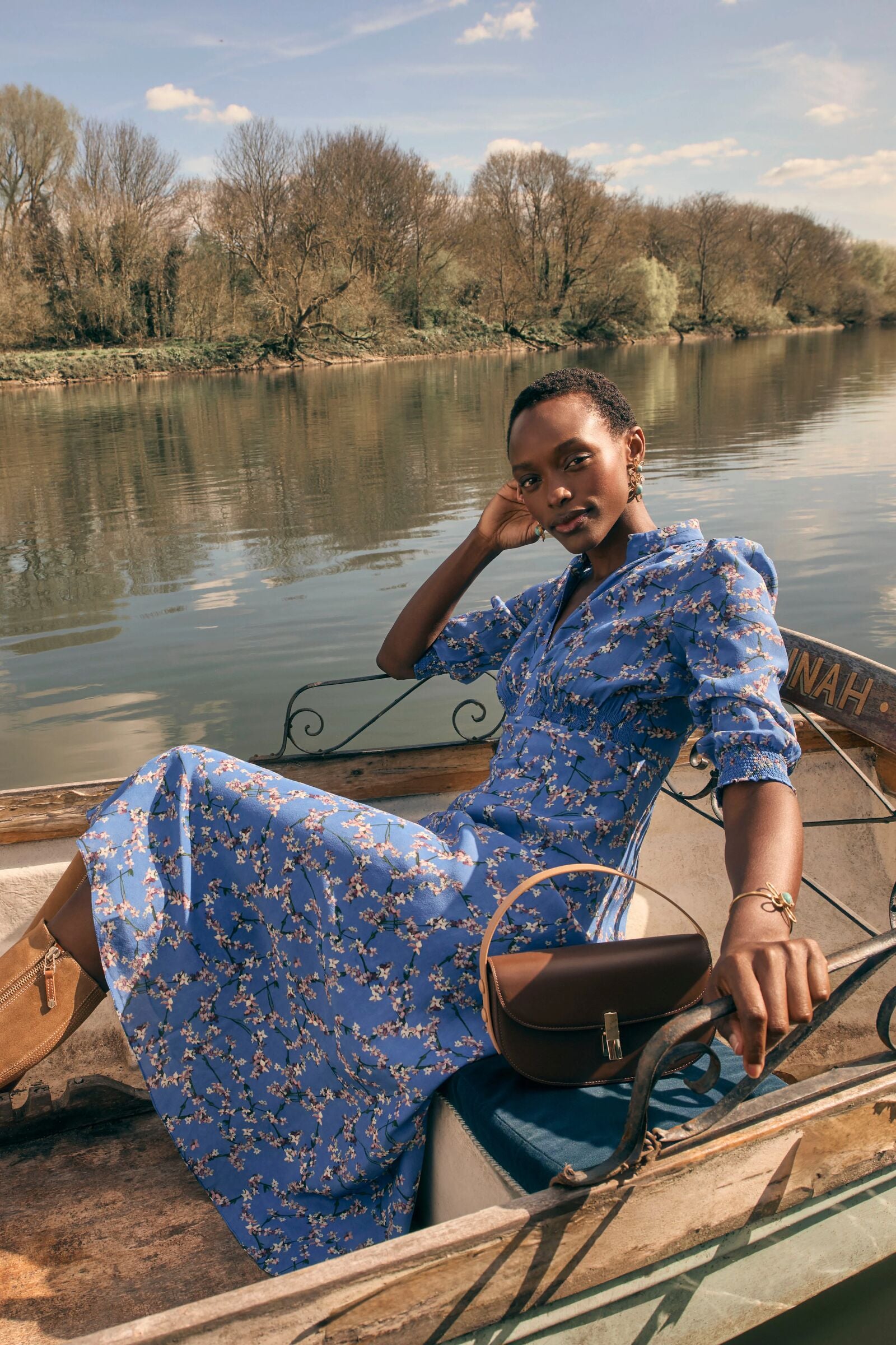 トップス Susan sale Jane Tea Dress | Blue ditsy floral | Suzannah London