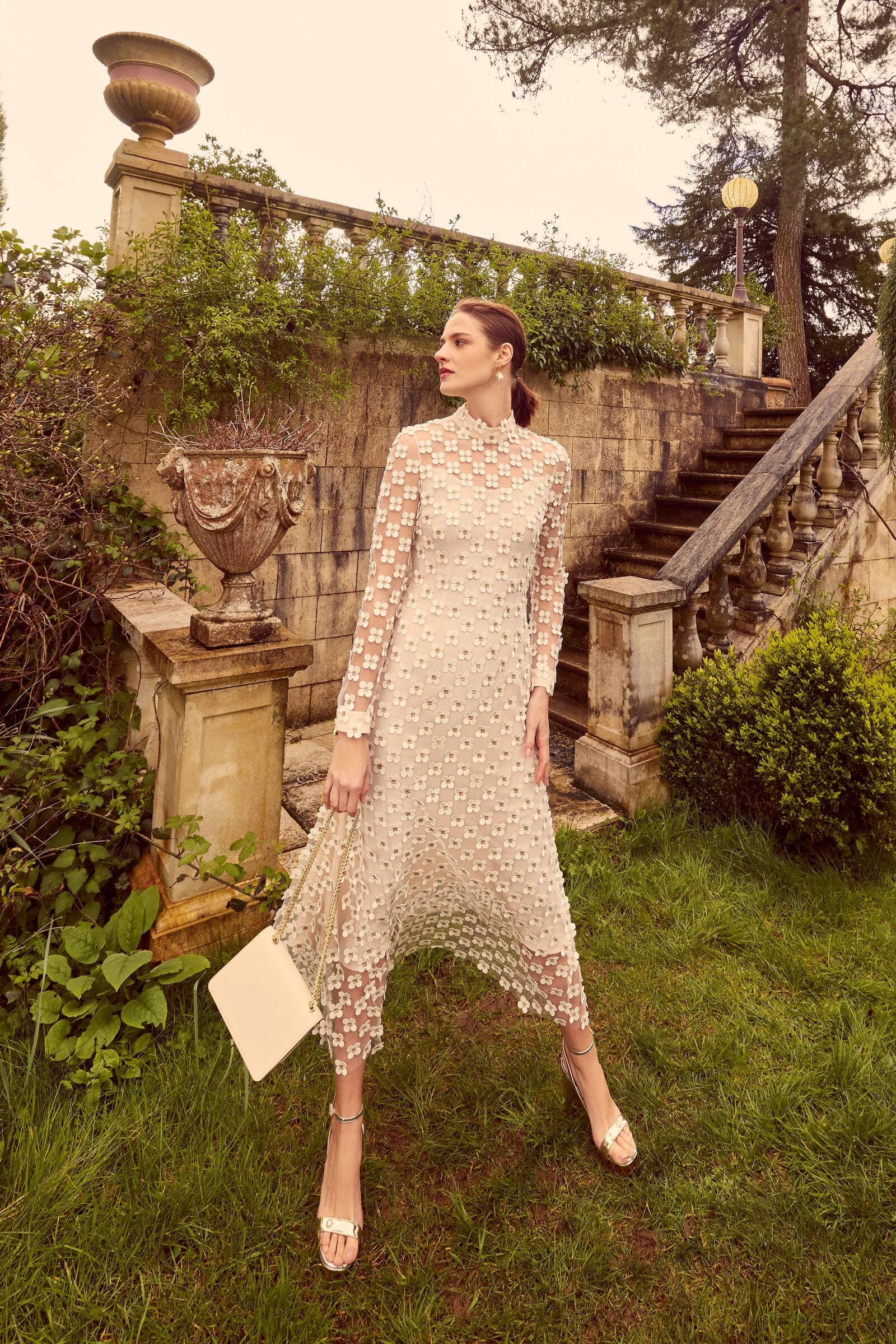 Keres Dress Ivory Appliqué Daisy Lace