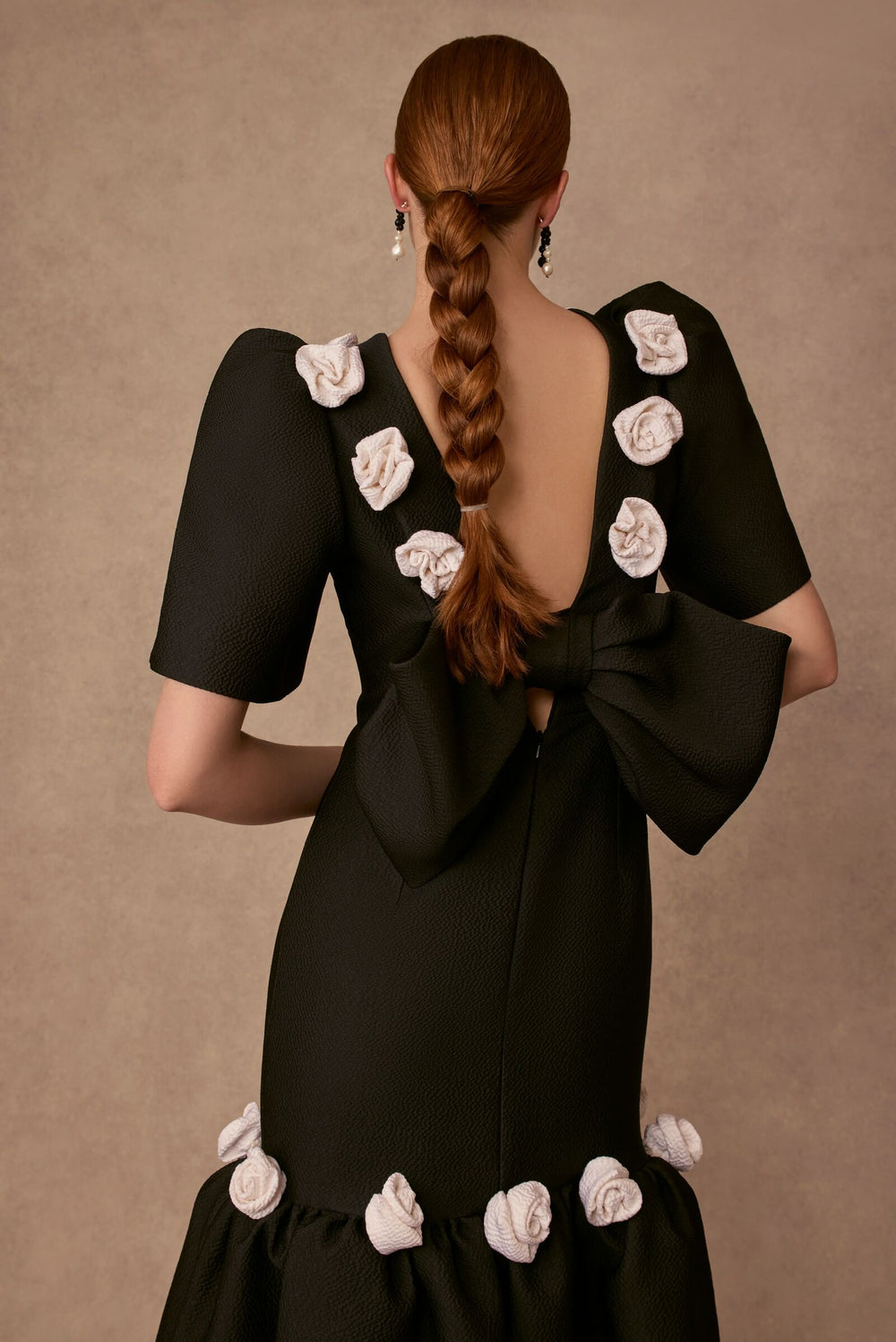 Load image into Gallery viewer, Lisse Double Faced Cloqué Sculpted Dress Monochrome Roses