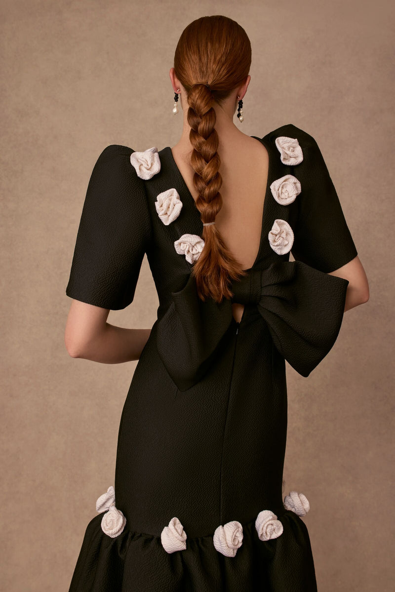Load image into Gallery viewer, Lisse Double Faced Cloqué Sculpted Dress Monochrome Roses