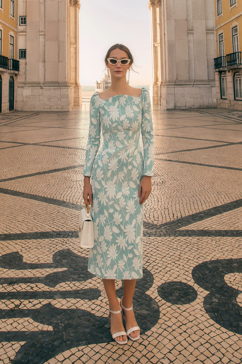 Load image into Gallery viewer, Lottie Dress Sculpted Cloqué Turquoise Marguerites