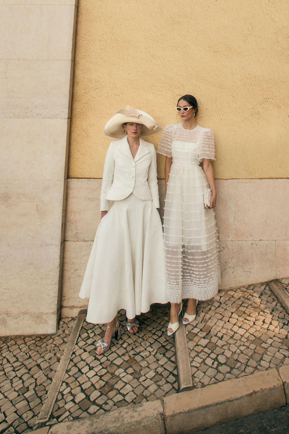 Load image into Gallery viewer, Porto Jacket Embossed Tile Cotton White