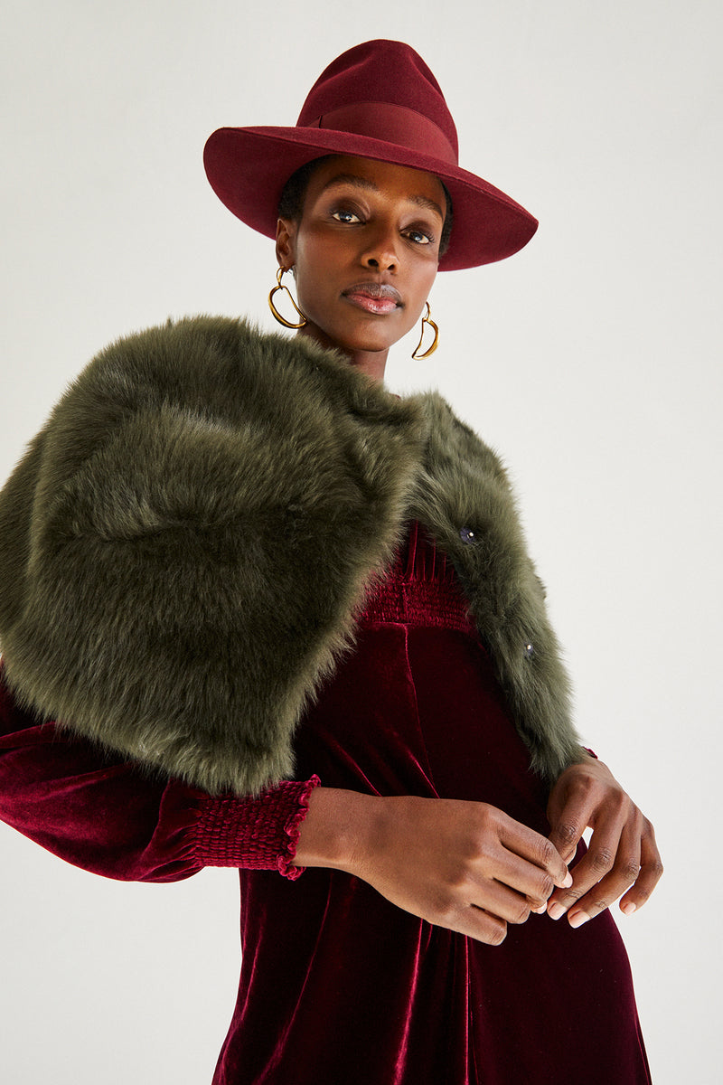 Suzannah London Nebraska Luxury Sheepskin Capelet in Olive