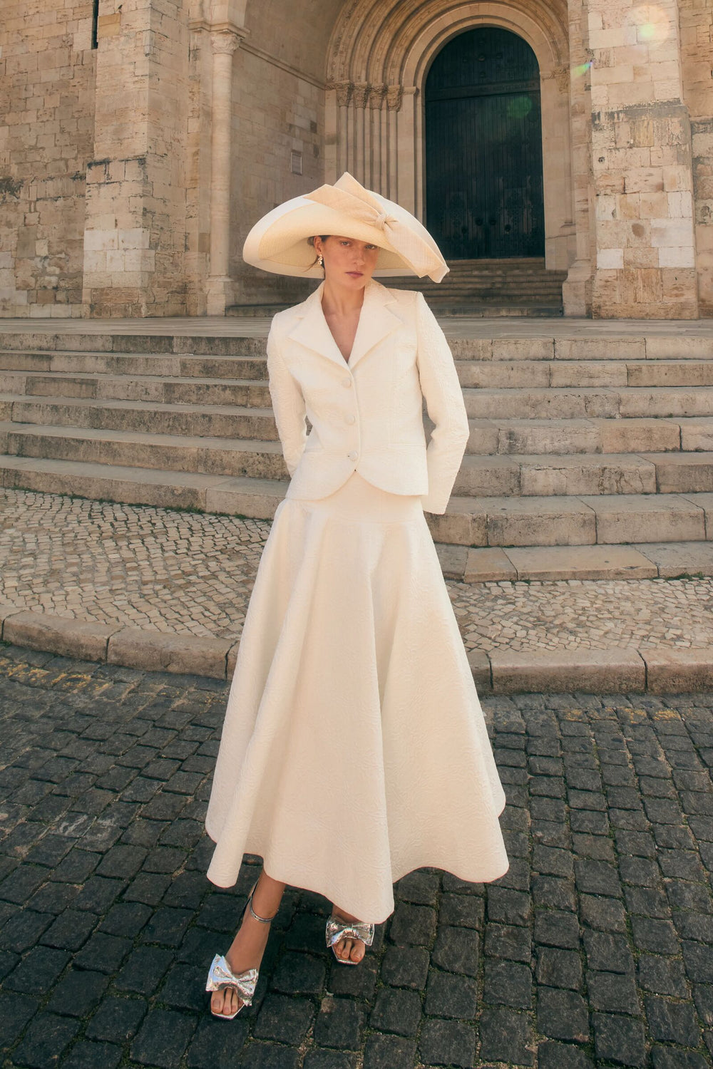 Load image into Gallery viewer, Porto Jacket Embossed Tile Cotton White