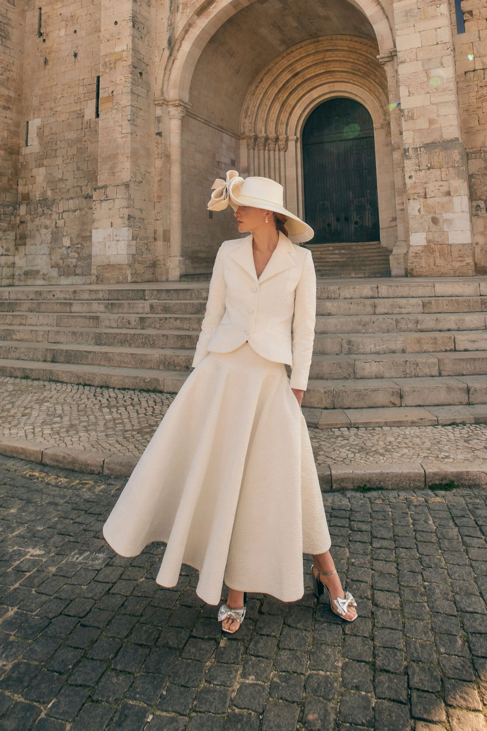 Load image into Gallery viewer, Porto Jacket Embossed Tile Cotton White