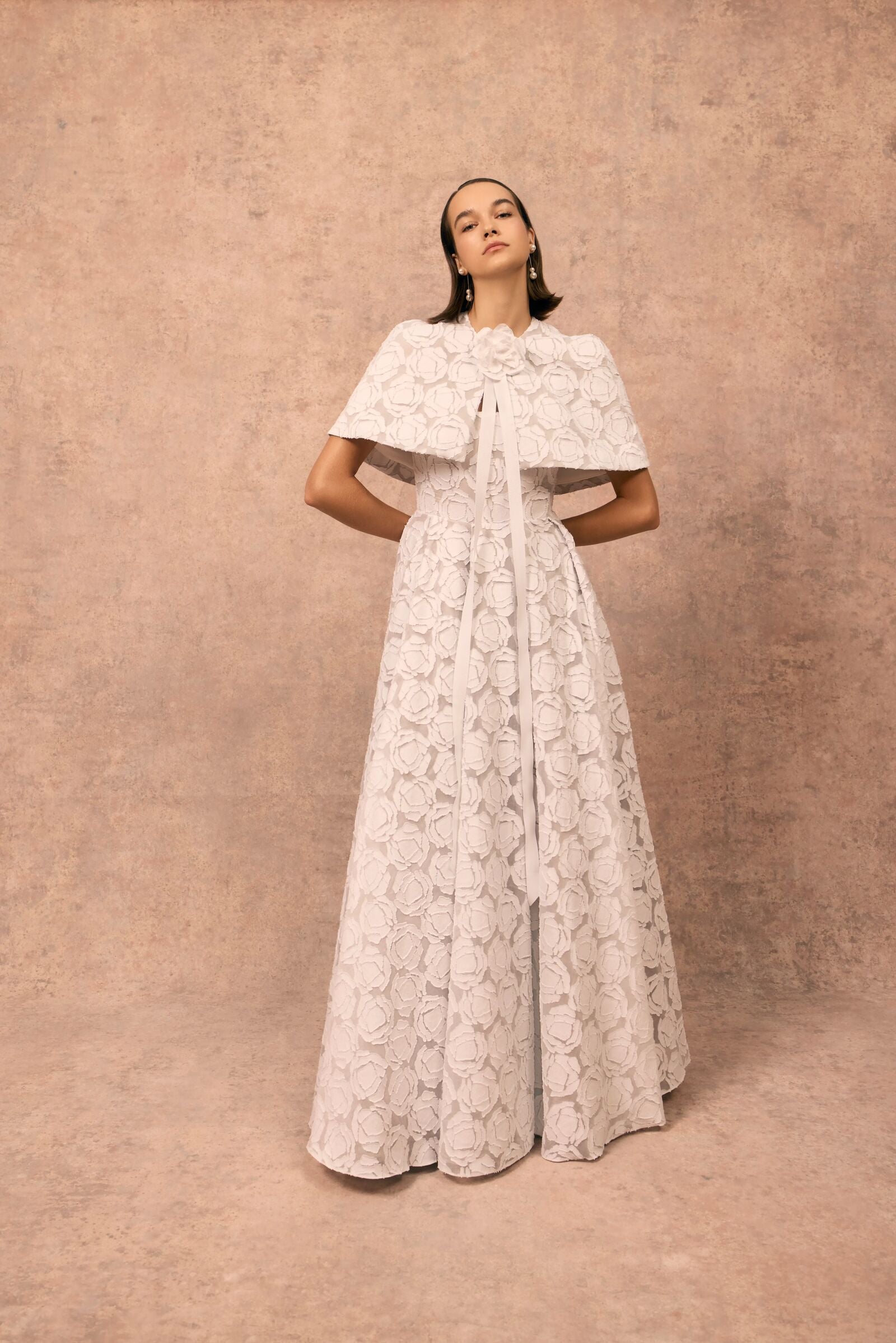 Rose Cape White