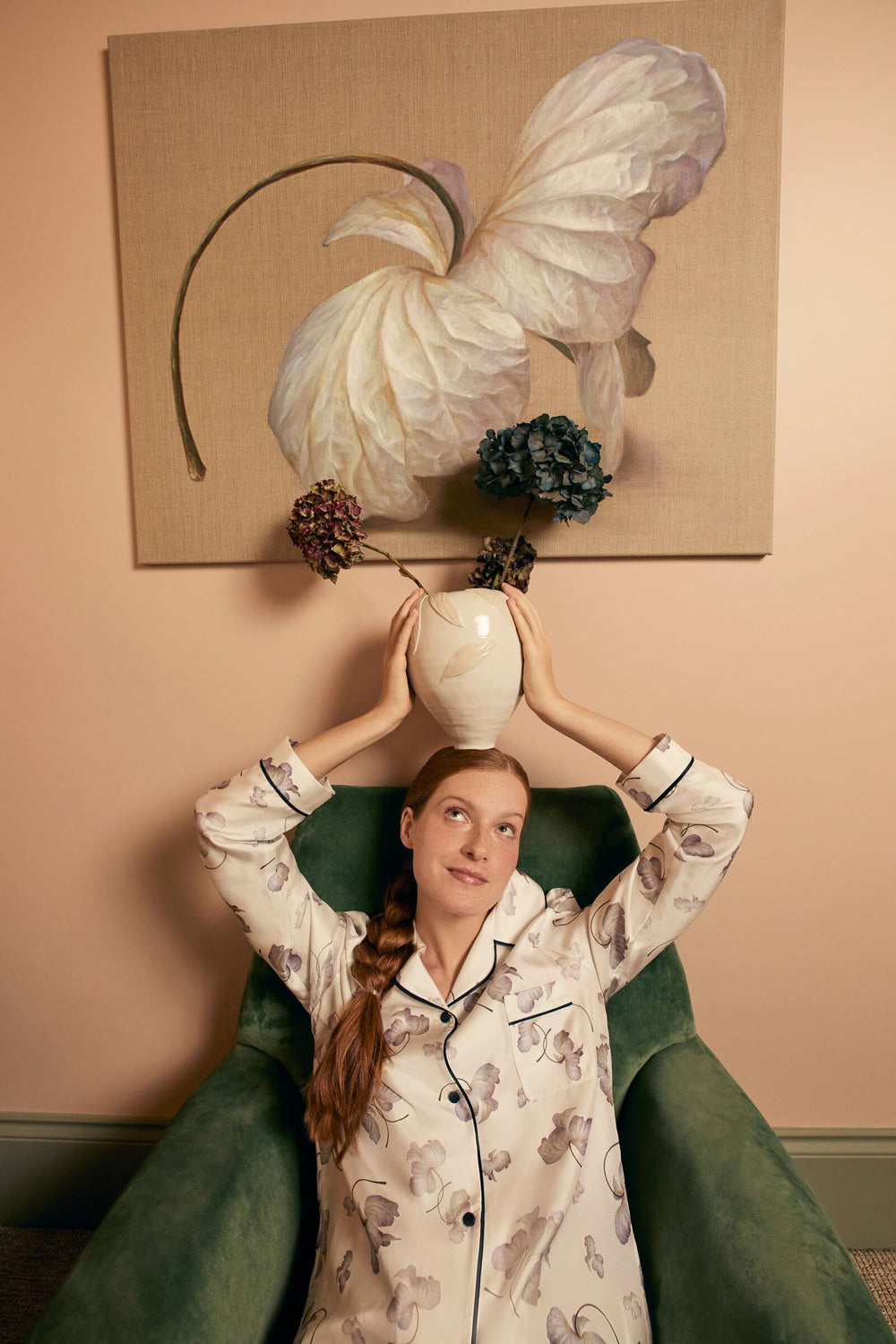 Load image into Gallery viewer, Fallen Leaves Vase x Emma Glipa