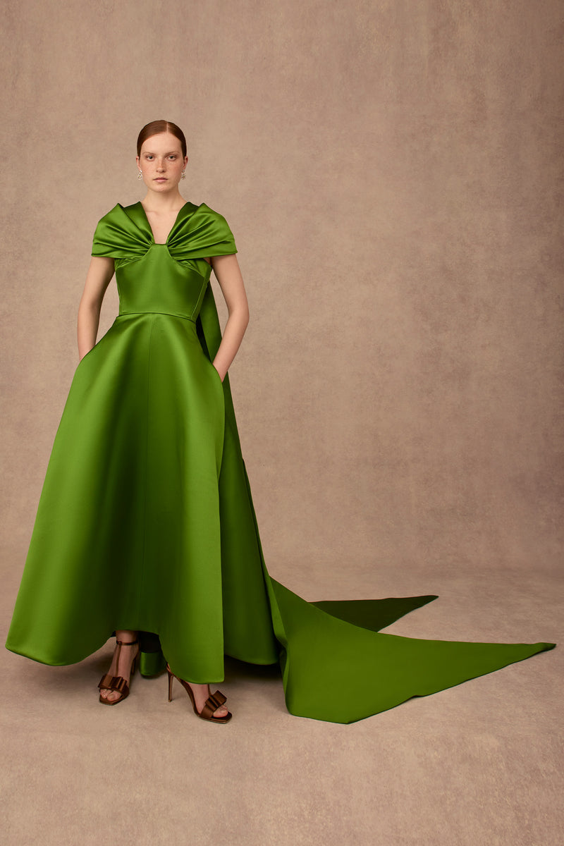 Load image into Gallery viewer, Tudor Italian Silk Double Duchesse Gown